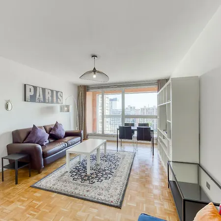 4 Min Walk To Metro, 60m², Renovated, La Defense Apartment *