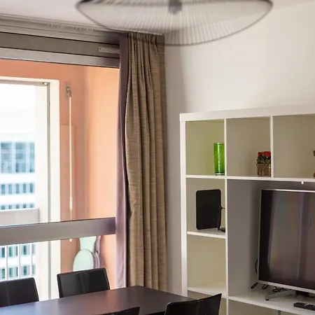 4 Min Walk To Metro, 60m², Renovated, La Defense Apartment